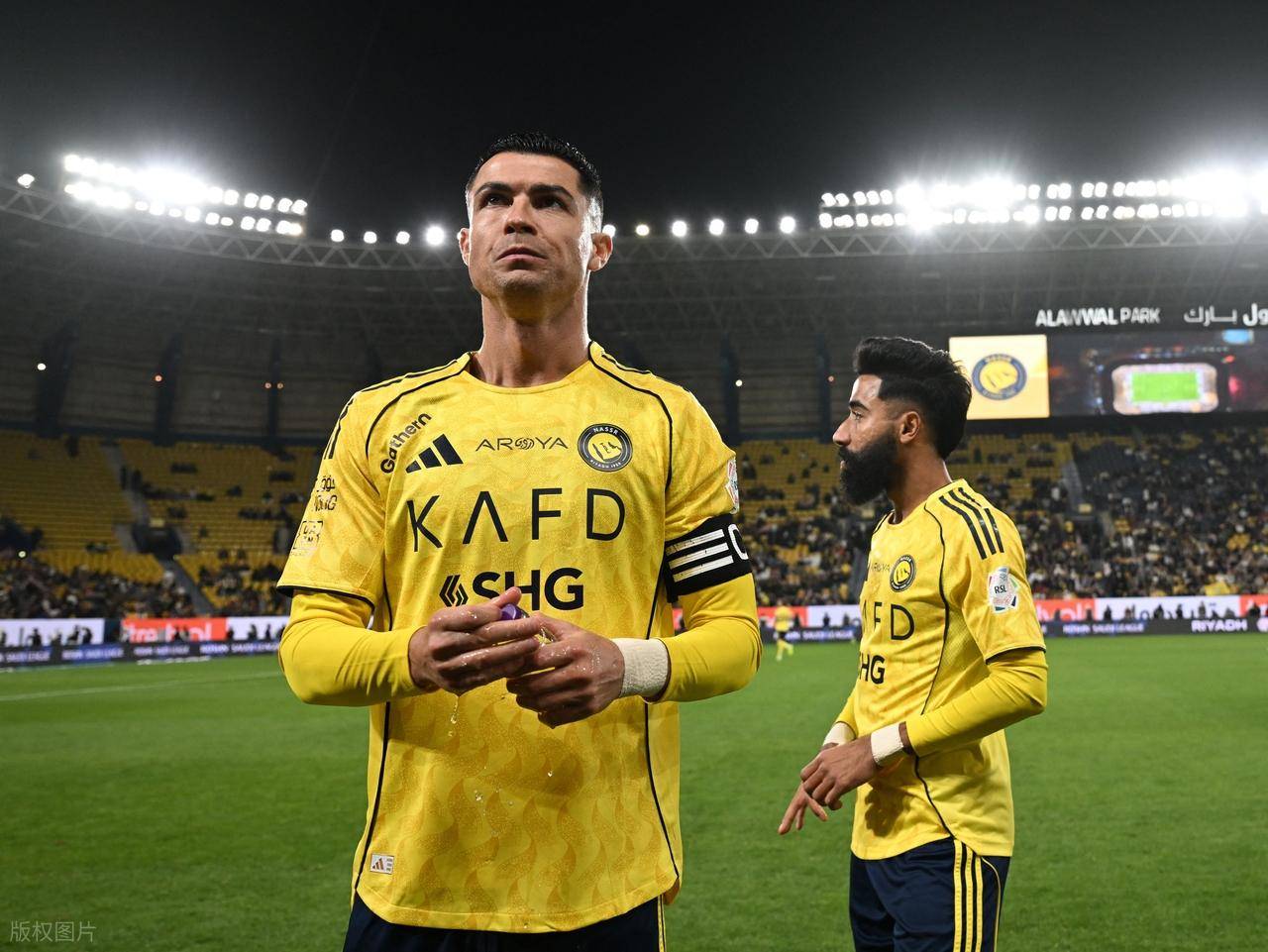 C罗在老鹰比赛中精彩发挥，比分优势明显引发热议！的简单介绍